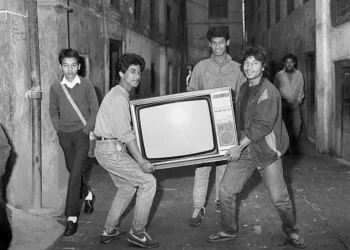 Excitement over black and white TV in the 1980s, Kathmandu