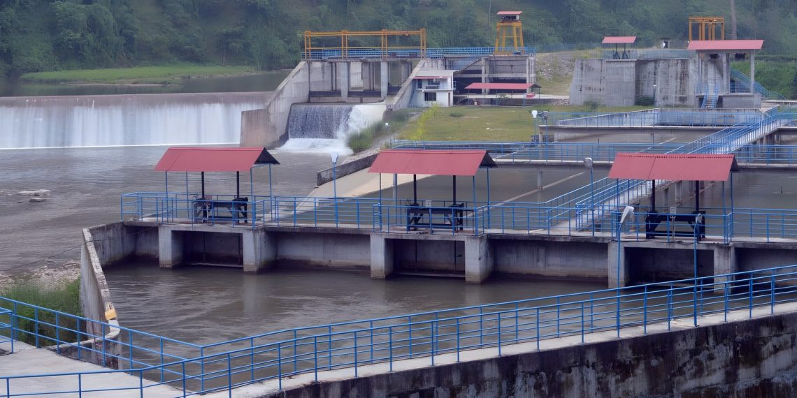 Thirty-two Hydroelectric Projects Face Damages