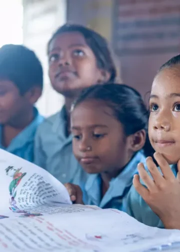 Children in a school in Rautahat, a district in the plains of Nepal. Photo: UNICEF/RUpadhayay